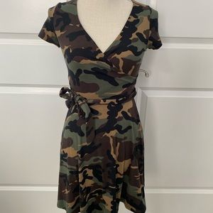 Rebel Sugar Women's V-neck Front-tie Camo Dress Size XS